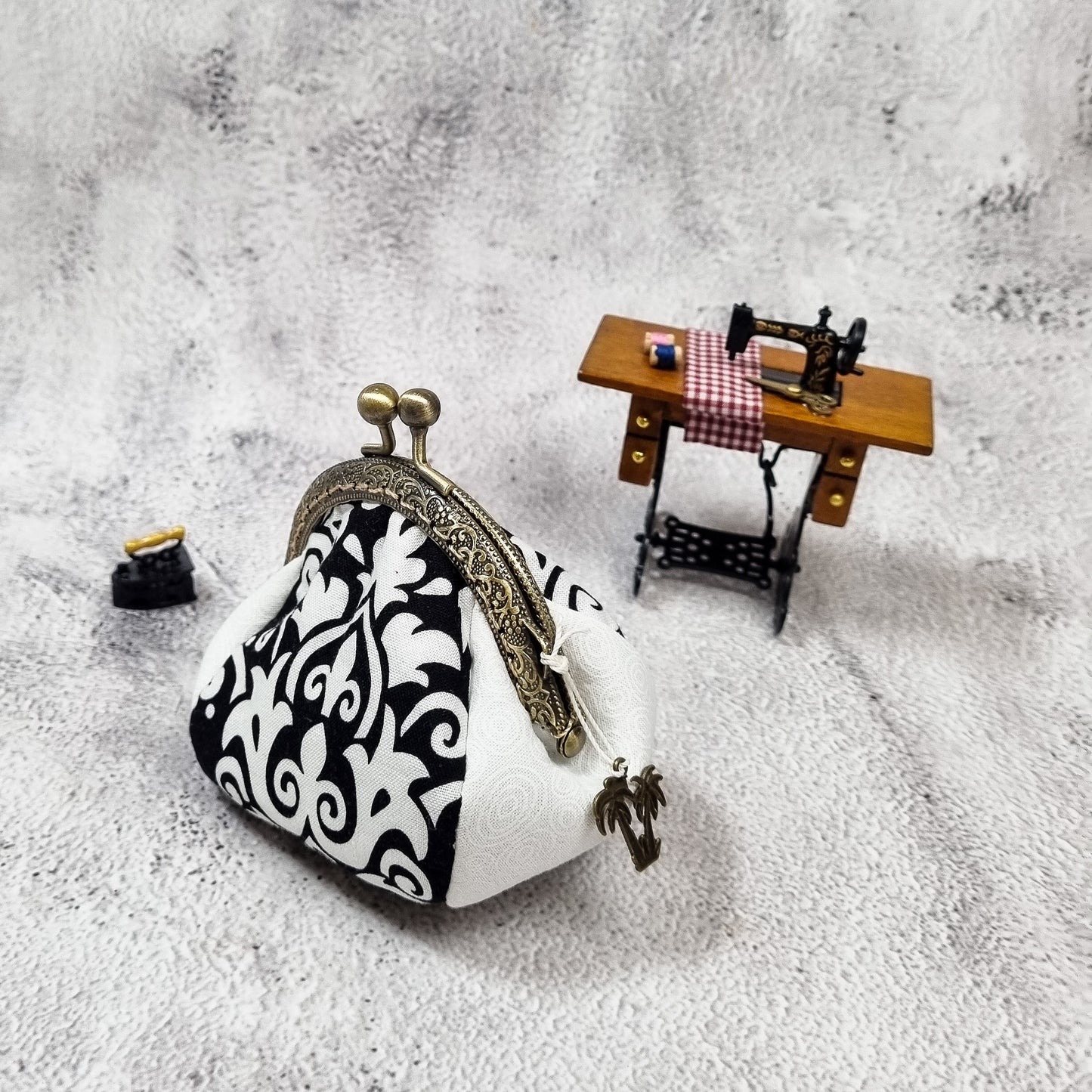 Clasp Purse