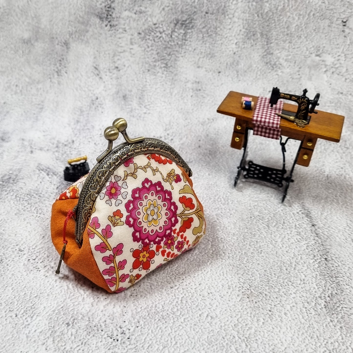 Clasp Purse