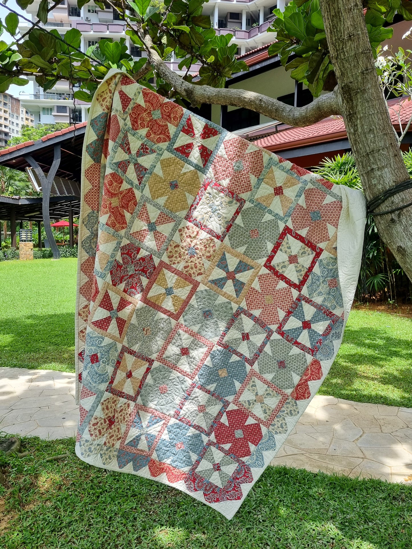 Pinwheel Single handmade quilt - patchwork quilt