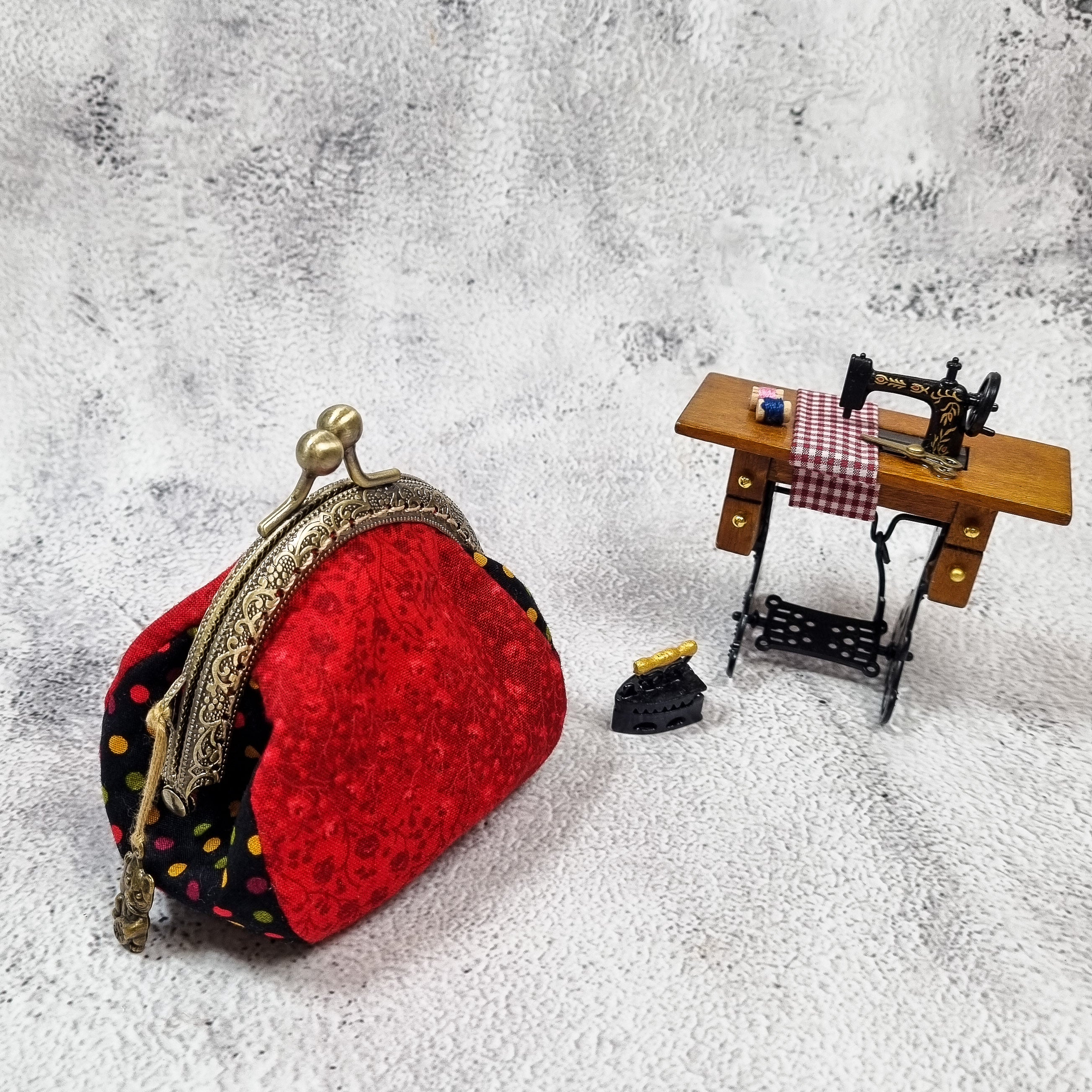 Clasp Purse