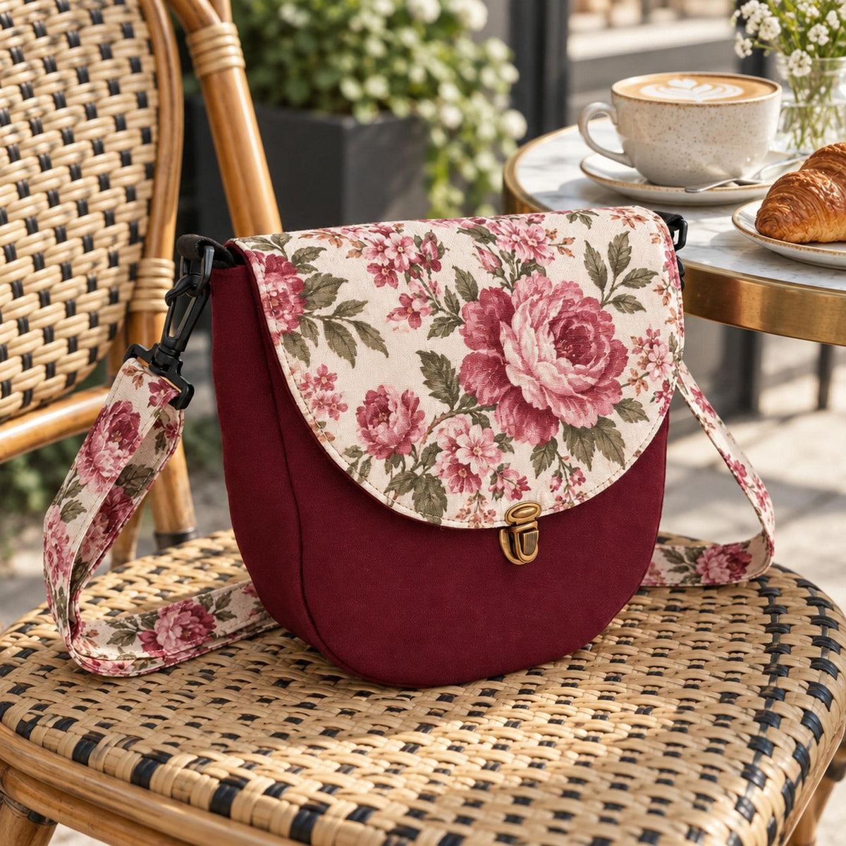 Saddle Bag Sewing Pattern PDF, Crossbody Purse Pattern with Flap and Push Lock, Adjustable Strap Shoulder Bag, Zipper Back Pocket