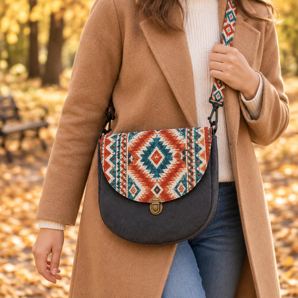 Saddle Bag Sewing Pattern PDF, Crossbody Purse Pattern with Flap and Push Lock, Adjustable Strap Shoulder Bag, Zipper Back Pocket