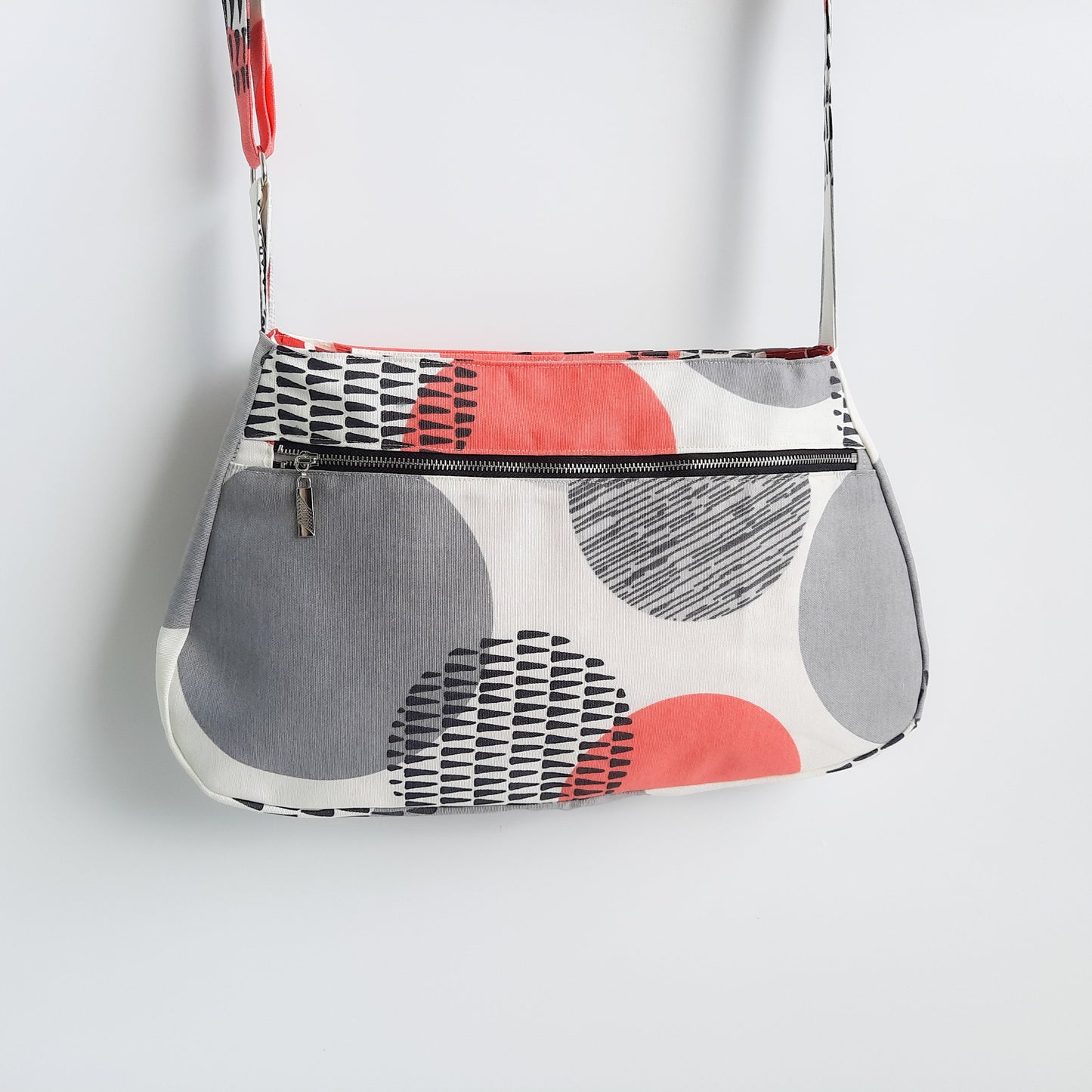Shoulder Bag PDF Pattern/ 2 different sizes